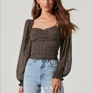 ASTR the Label sweetheart neck long sleeve top